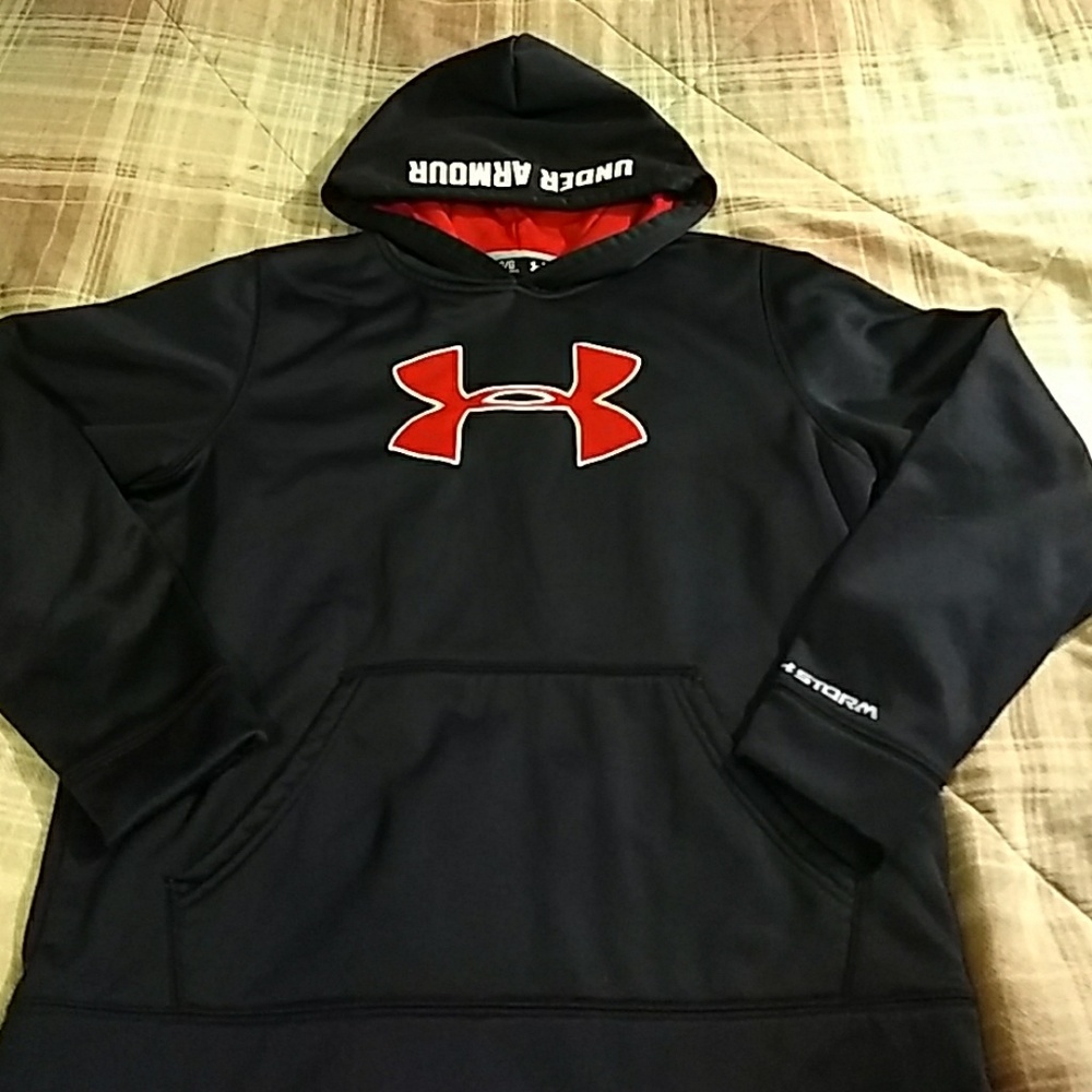 Sale5/$50 🌸Under Armour youth lg hoodie fleece